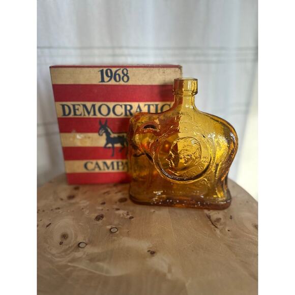Vintage 1968 Democratic Campaign Wheaton Glass Amber Decanter w/ Box - Picture 1 of 2